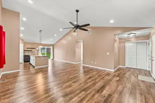 1165 Edgewood Dr, Upper Sandusky, OH 43351 - Photo 6