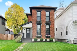 1155 E Rich St, Columbus, OH 43205 - Photo 1