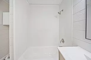87 Woodlawn Ave, Columbus, OH 43228 - Photo 40