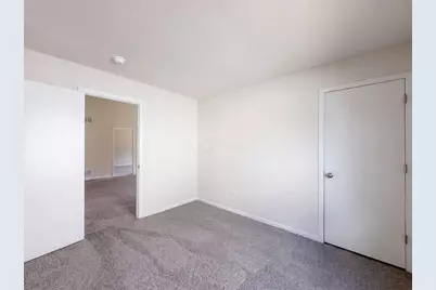 3223 Berkley Pointe Drive, Columbus, OH 43230 - Photo 8