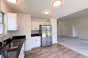 3223 Berkley Pointe Dr, Columbus, OH 43230 - Photo 6