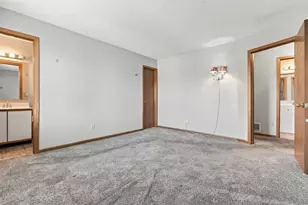 1466 Pinestone Dr, Columbus, OH 43223 - Photo 20