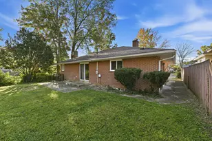 3426 Seabrook Ave, Columbus, OH 43227 - Photo 2