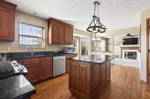 1081 Empire Dr, Newark, OH 43055 - Photo 4