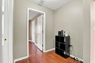 1870 Berrancher Dr, Columbus, OH 43228 - Photo 30