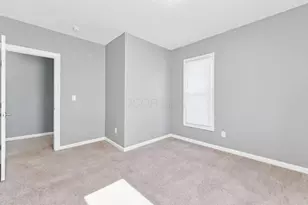 274 E Barthman Ave, Columbus, OH 43207 - Photo 8