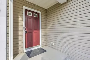 9060 Ridgeline Dr, Reynoldsburg, OH 43068 - Photo 6
