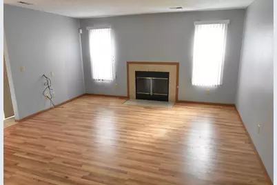 3693 Charlemonte Way #4, Canal Winchester, OH 43110 - Photo 2