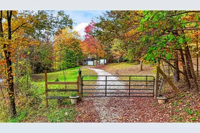 25068 State Route 180, Rockbridge, OH 43149 - Photo 4
