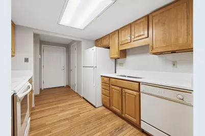 5101 Delancey Street, Columbus, OH 43220 - Photo 8
