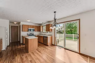 237 Rainswept Dr, Galloway, OH 43119 - Photo 8