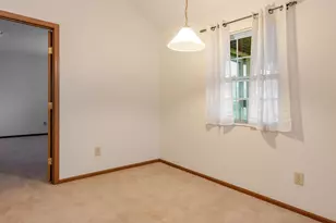 1281 Amberlea Dr W, Columbus, OH 43230 - Photo 14