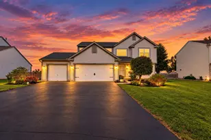 1043 Margate Cir, London, OH 43140 - Photo 1