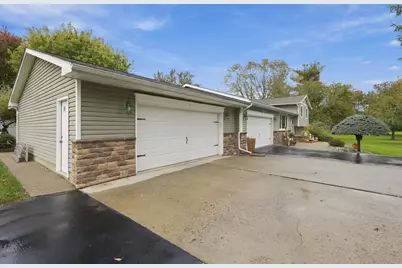 6885 Castlewood Drive NW, Carroll, OH 43112 - Photo 2