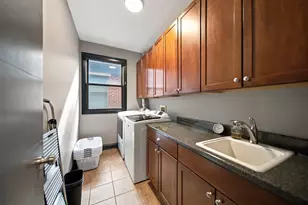 1050 Perry St, Columbus, OH 43201 - Photo 20