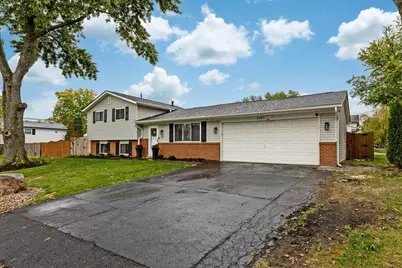 2489 Parlin Drive, Grove City, OH 43123 - Photo 2