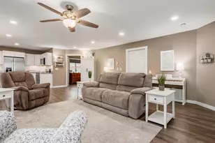 192 Meadow Dr NE, Newark, OH 43055 - Photo 6