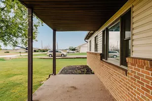7649 White Oak Rd NE, Bloomingburg, OH 43106 - Photo 4
