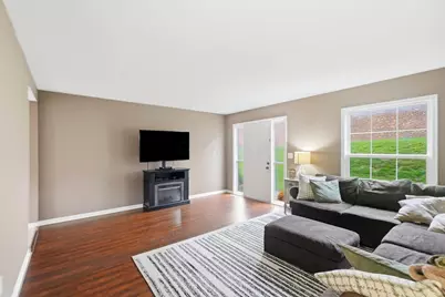 495 Clairbrook Avenue #JG5, Columbus, OH 43228 - Photo 4