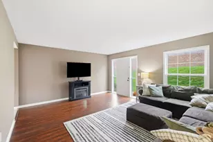 495 Clairbrook Ave, Columbus, OH 43228 - Photo 4