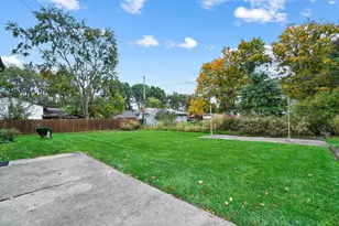 320 Briarwood Dr, Columbus, OH 43213 - Photo 50