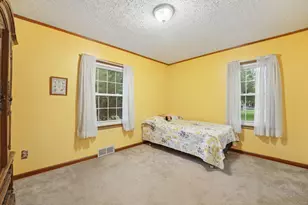 1147 Shady Lane Rd, Columbus, OH 43227 - Photo 18