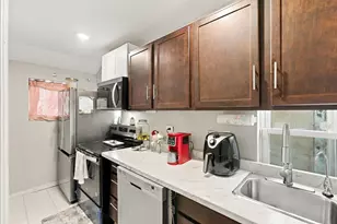 2222 Century Dr, Columbus, OH 43211 - Photo 18