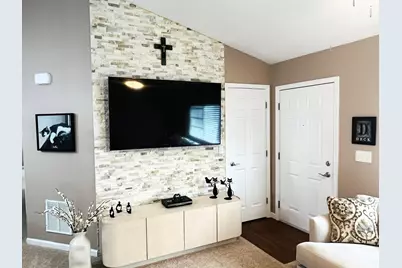 245 Wildwood Court, Heath, OH 43056 - Photo 2
