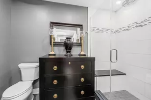 8 E Broad St, Columbus, OH 43215 - Photo 30