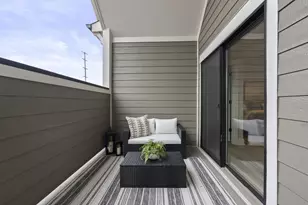 535 W Chapel St, Columbus, OH 43215 - Photo 32