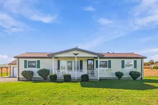 6157 Roberts Rd, Caledonia, OH 43314 - Photo 1