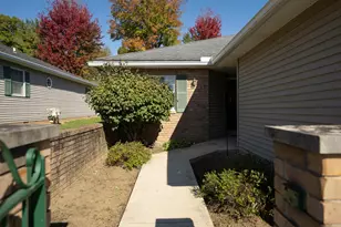 8 Susan Dr, Chillicothe, OH 45601 - Photo 2
