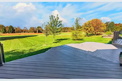 7215 Bromfield Drive, Canal Winchester, OH 43110 - Photo 10