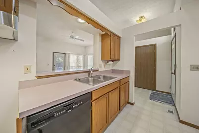 7657 Toweron Lane, Columbus, OH 43235 - Photo 12