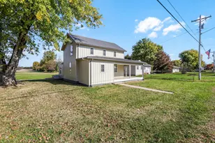 11660 Main St, Stoutsville, OH 43154 - Photo 18