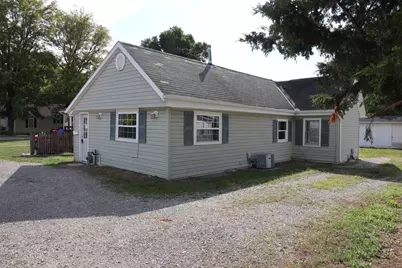 521 Gibbs Avenue, Washington Court House, OH 43160 - Photo 1
