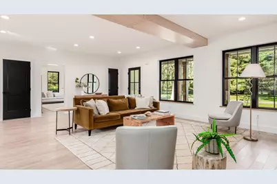 24 Vill Edge Drive, Granville, OH 43023 - Photo 1