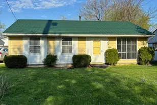 547 Uncapher Ave, Marion, OH 43302 - Photo 1