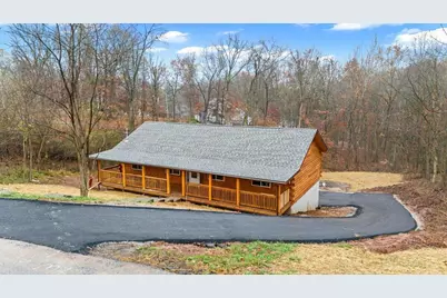 316 Ridgewood Boulevard, Belpre, OH 45714 - Photo 1