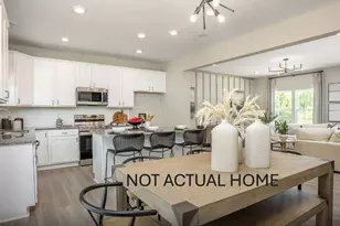 2743 McHenry Dr, Columbus, OH 43207 - Photo 2