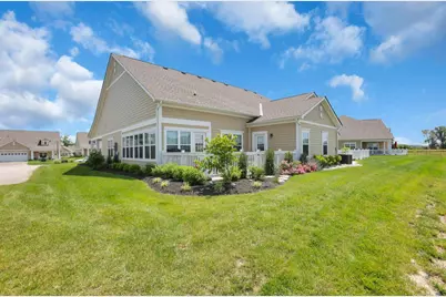 614 Newport Lane, Hebron, OH 43025 - Photo 1