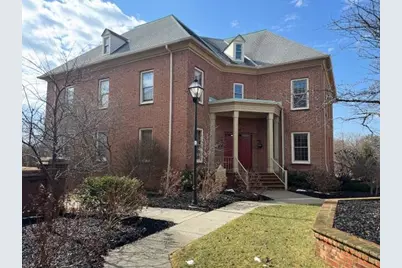 94 Northwoods Boulevard #B1, Columbus, OH 43235 - Photo 1