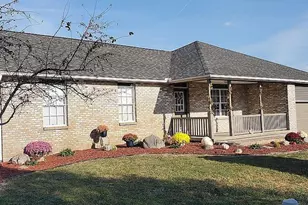 7607 Chanting Cir, Mechanicsburg, OH 43044 - Photo 1