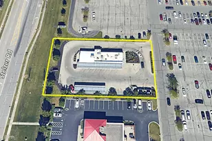 2846 Stelzer Rd, Columbus, OH 43219 - Photo 1