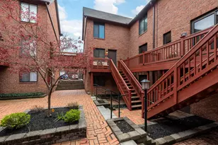 261 Lear St, Columbus, OH 43206 - Photo 1