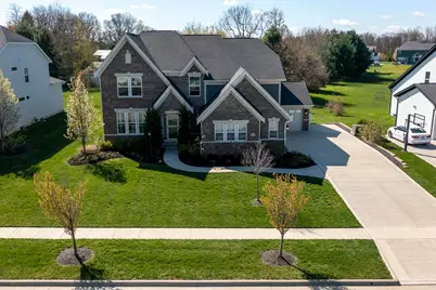 816 Kelburn Lane, Pickerington, OH 43147 - Photo 1