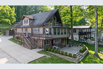 489 Lakeview Heights Drive, Howard, OH 43028 - Photo 1