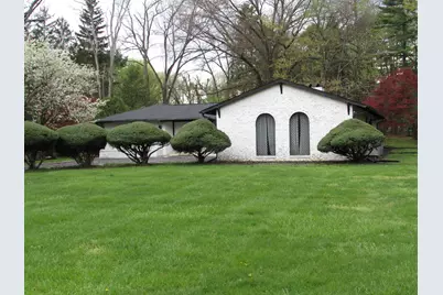 613 Old Farm Road, Columbus, OH 43213 - Photo 1