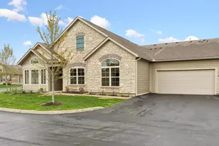 236 Stoneshire Crossing, Pataskala, OH 43062 - Photo 1