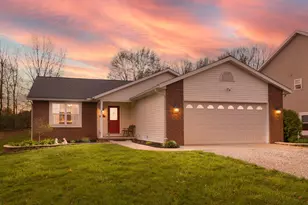 471 Ridgeland Dr, Howard, OH 43028 - Photo 1